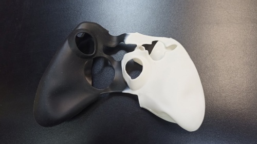 Чехол для геймпада XBOX360 (Черно-Белый)[XBOX 360]